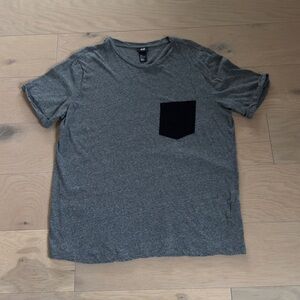 H&M Men's Short-Sleeve Crewneck pocket tee T-Shirt gray size Large